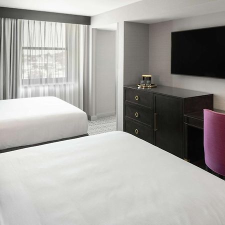 The Axis Moline Hotel, Tapestry Collection By Hilton Kültér fotó
