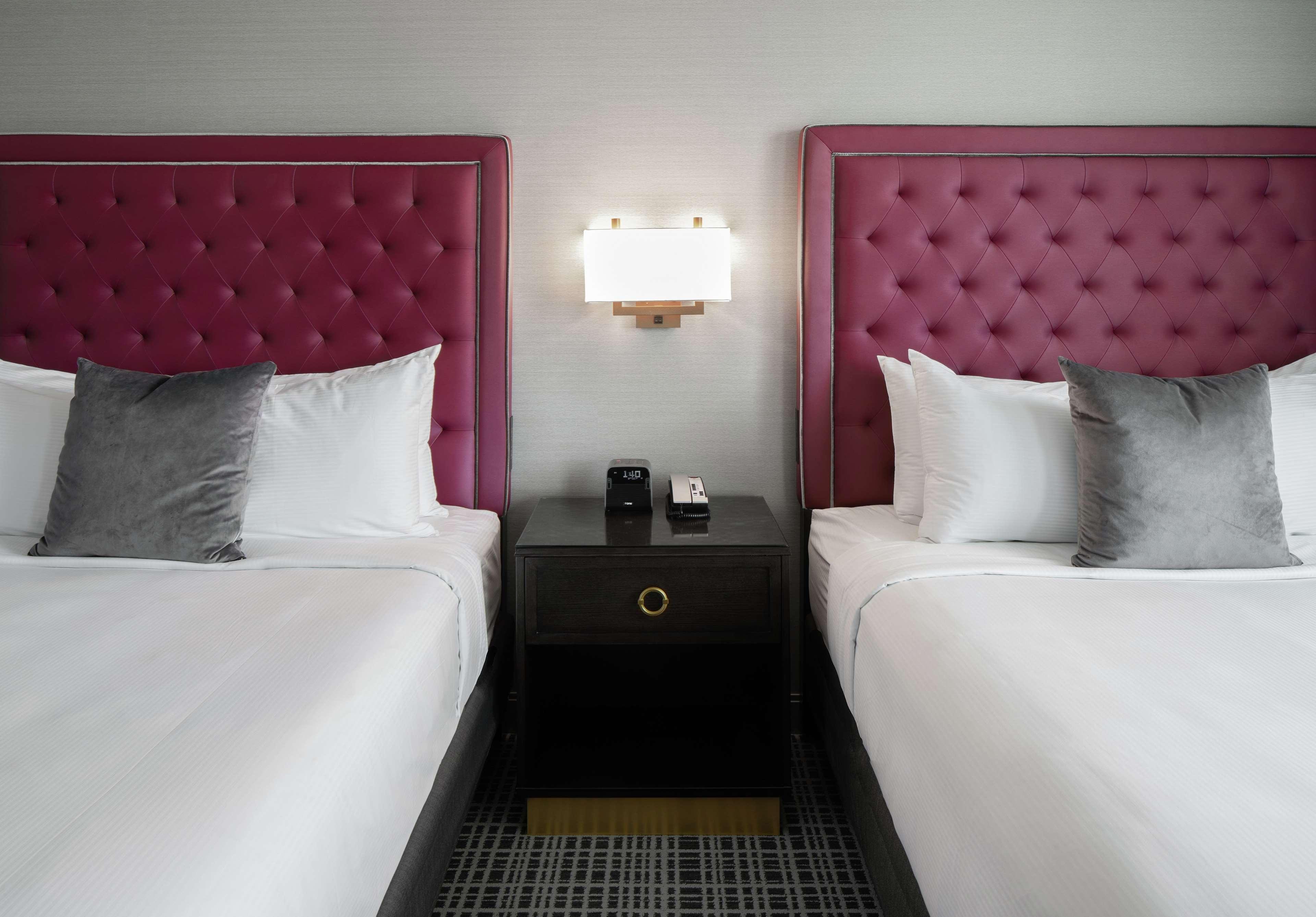 The Axis Moline Hotel, Tapestry Collection By Hilton Kültér fotó