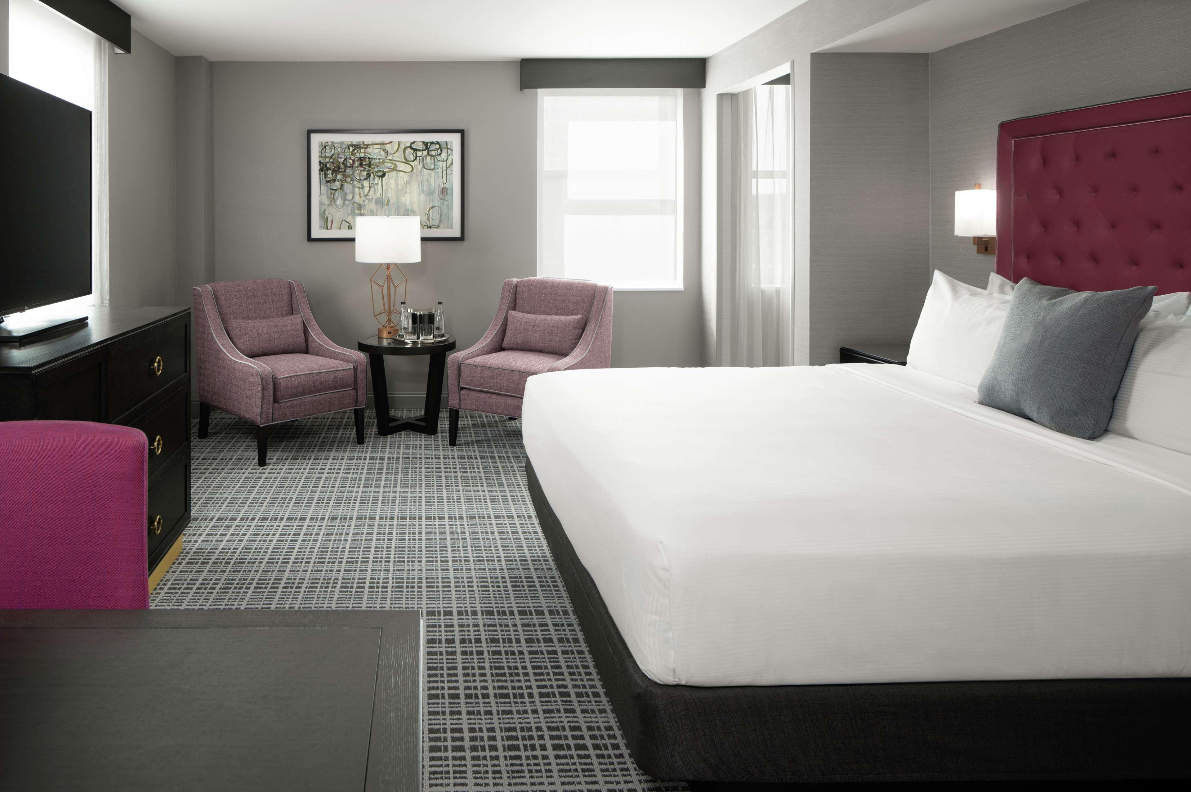 The Axis Moline Hotel, Tapestry Collection By Hilton Kültér fotó
